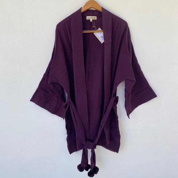 Celebrity style! JOHNNY WAS Calmé Kimono - Picture 5 of 8